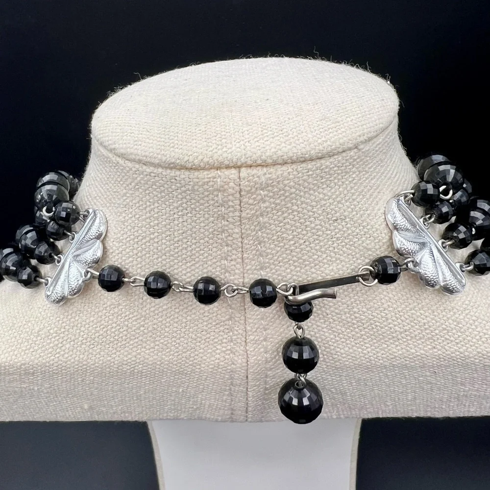 Elegant Vintage Germany Beaded 4-Strand Necklace - Picture 5 of 8